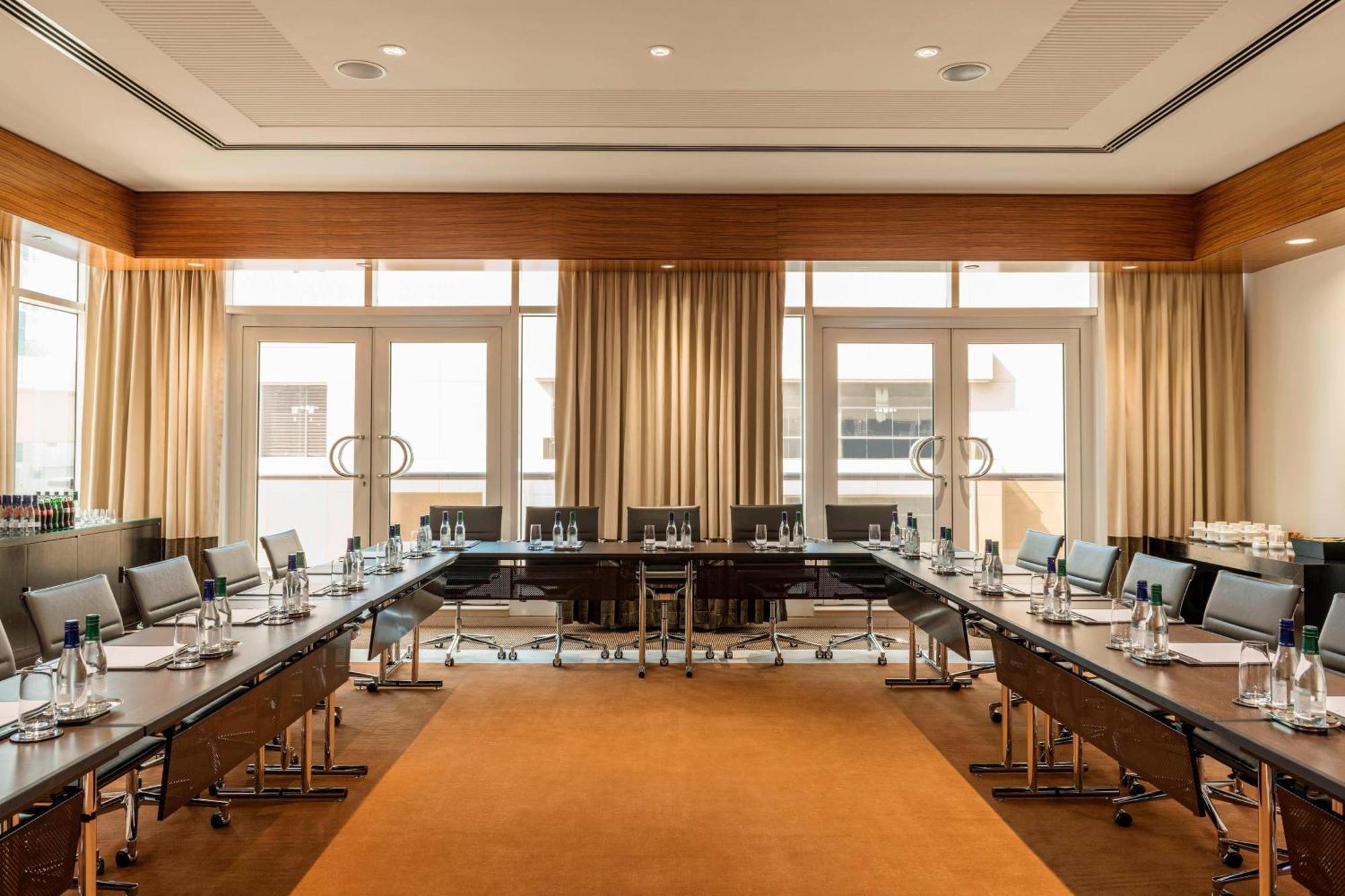 Grosvenor House, A Luxury Collection Hotel, Dubai Luaran gambar Meeting room