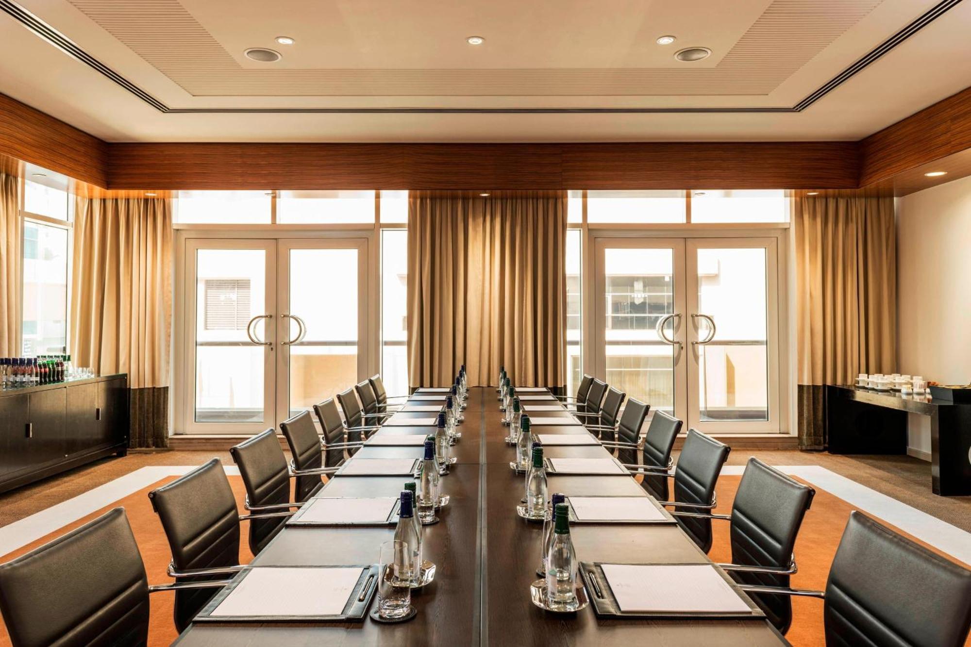 Grosvenor House, A Luxury Collection Hotel, Dubai Luaran gambar Meeting room